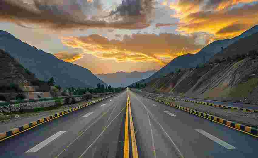 如何利用帝国CMS自定义SQL批量更新失效图片路径